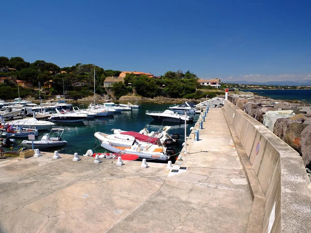 Holiday home Mas Provencal 8 Personnes La Farigoulette Aux Issambres Villa Saint-Peire-sur-Mer